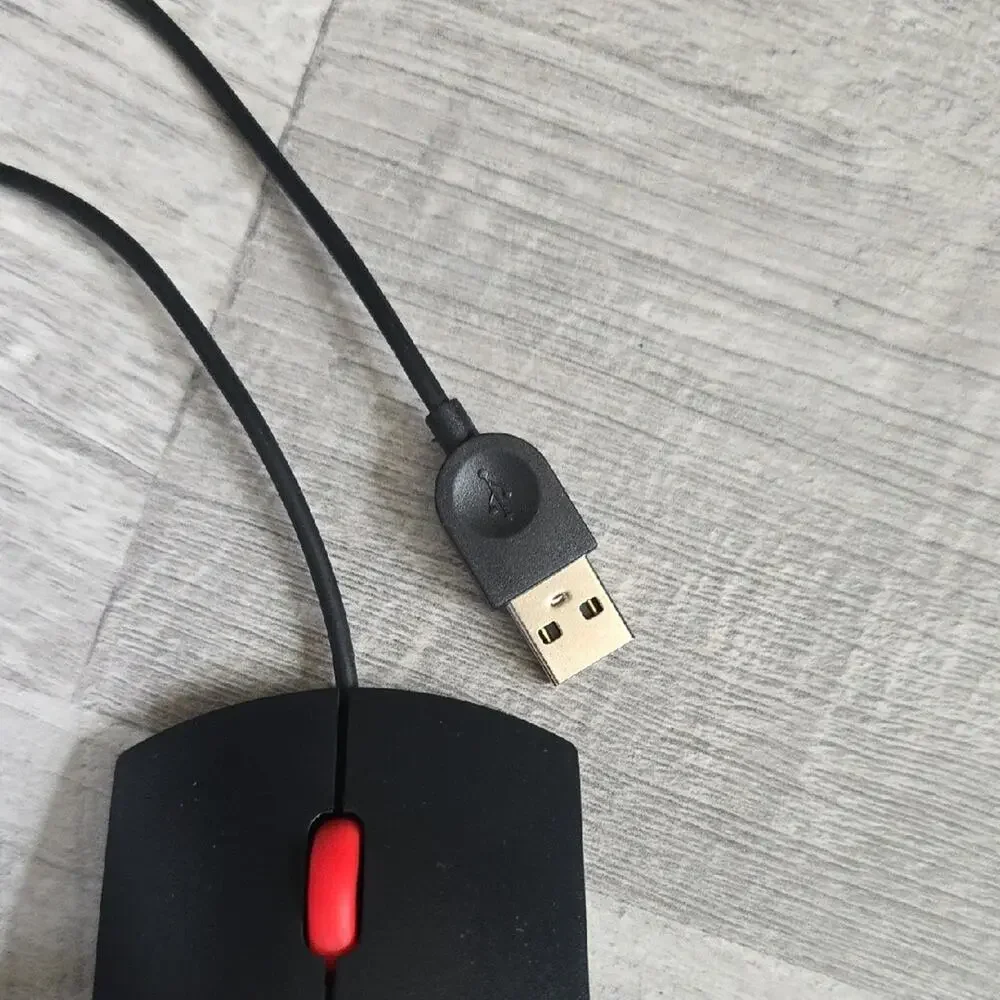 NWOT, Lenovo • Black USB Wired Optical Mouse